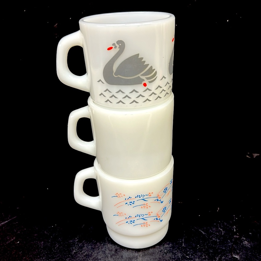 Vintage 1960’s set of 3 GALAXY milk  glass mugs by Termocrisa